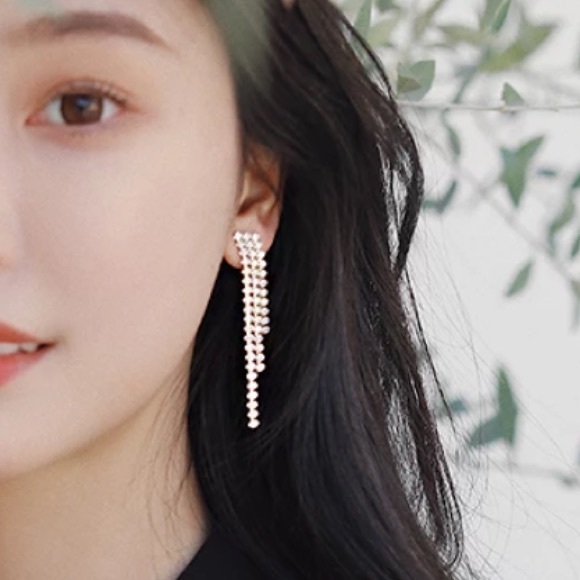 💛Gold plated multi tassel earrings - Picture 2 of 6